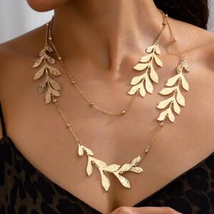Stylish leaf Chain, modern compliment
