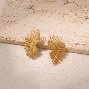 Sun Ray Stud