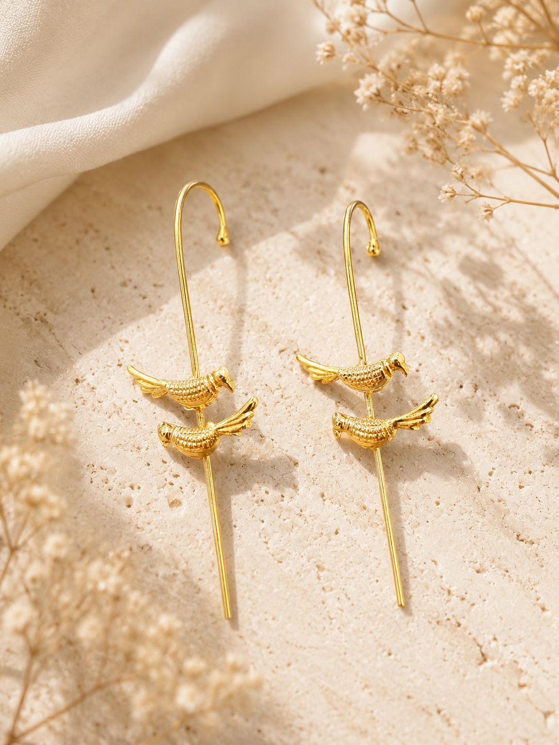 Myna Earcuff