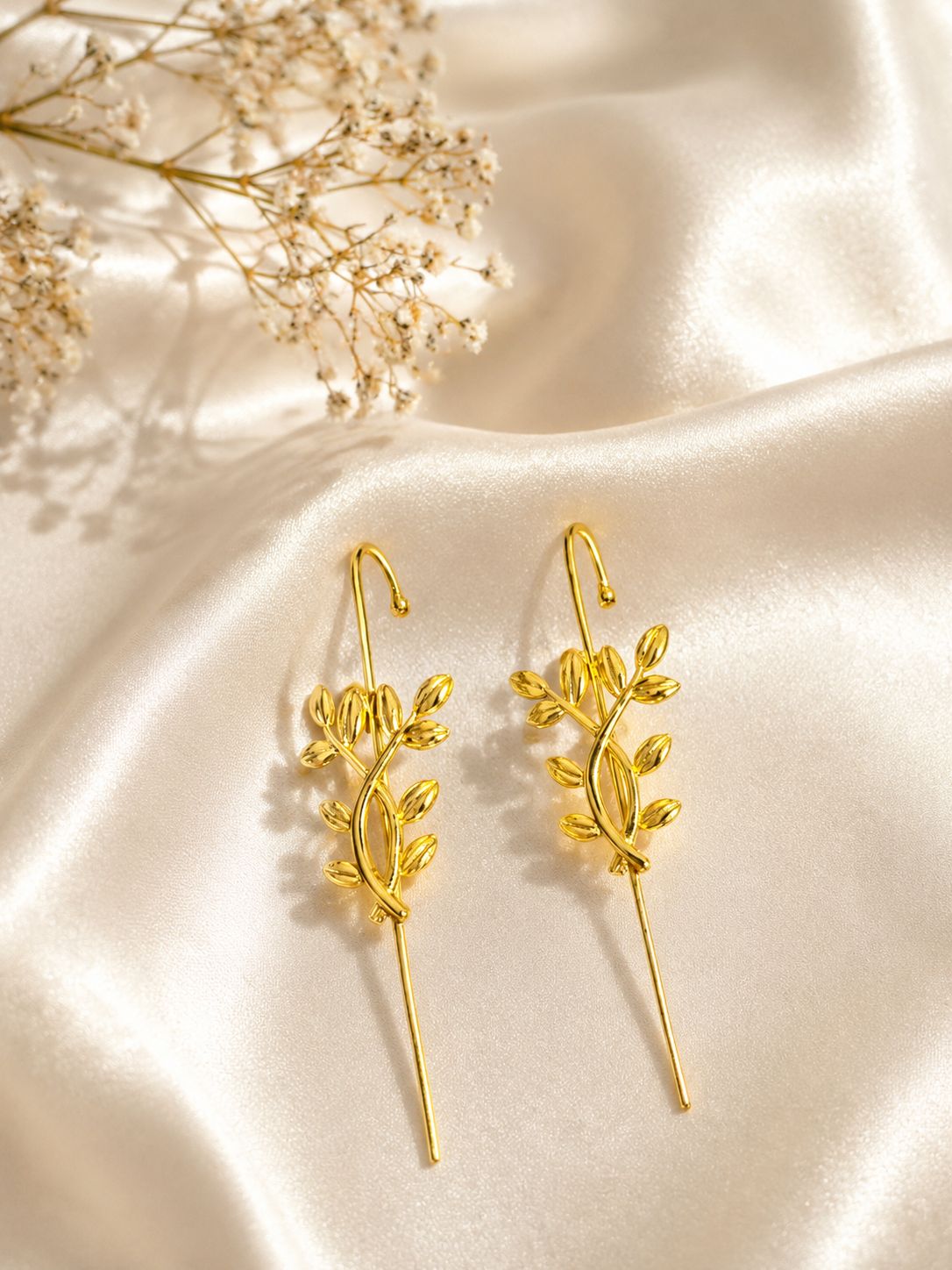 Olivia earcuff