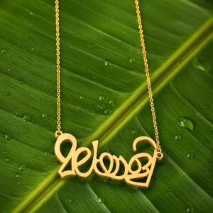 Malayalee pendant chain closeup