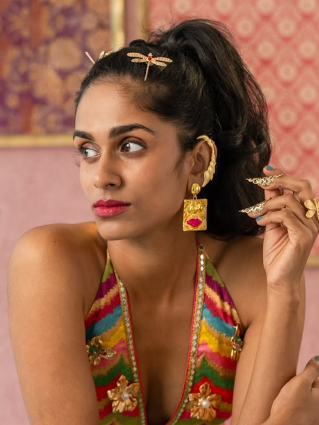 Model styling Ju-el Pop Concept gold-tone square statement drop earrings